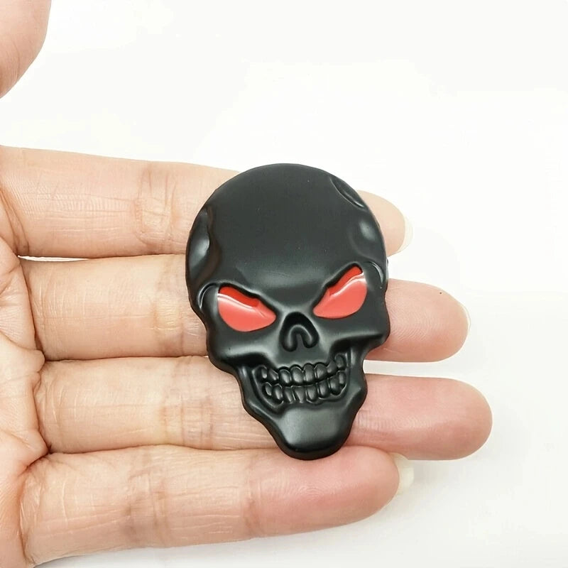 2pcs Skull Pirate Skeleton Buccaneer Head Skull 3D Metal Car Body Sticker Auto Rear Emblem Badge Decal